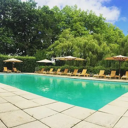 فندق Les Pres D'eugenie