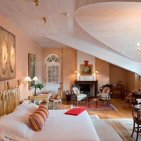 Hotel Les Pres D'eugenie 5*