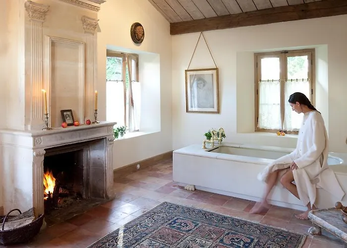 Les Pres D'eugenie 5*