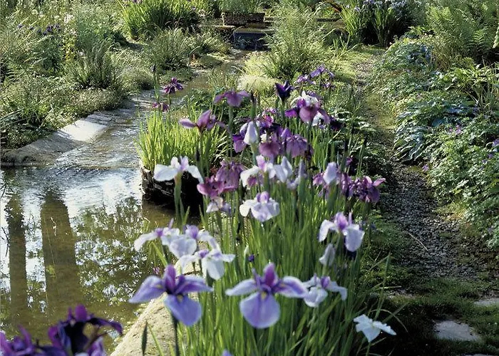 Hotel Les Pres D'eugenie 5*